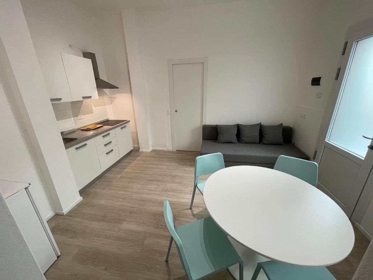 Residence Wally Bilocale Piano Terra - Agenzia Cocal カオルレ エクステリア 写真